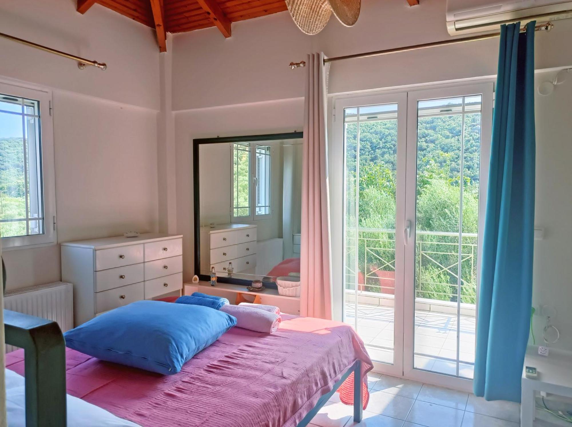 Zoi'S Hοuse.Vacation Home In Mani Near Vathi Beach 外观 照片